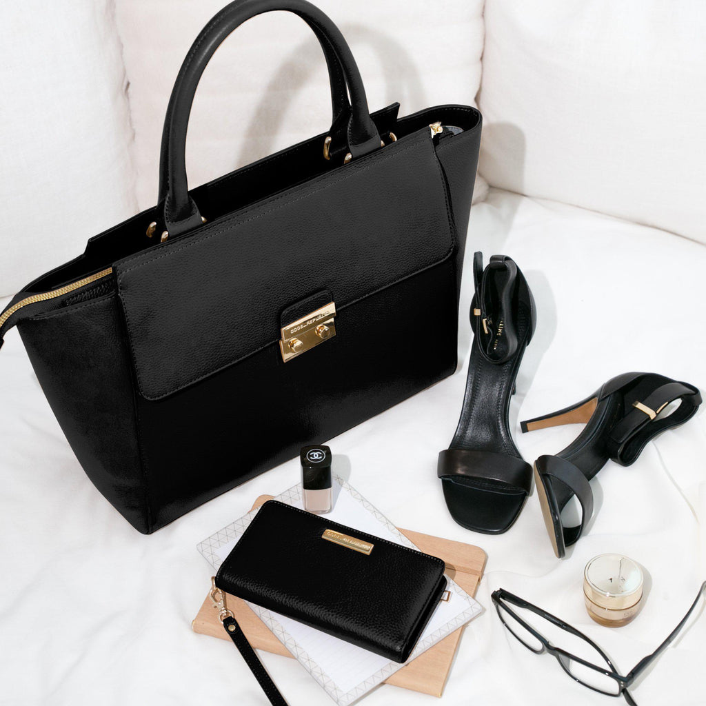 14" DANIELLE Designer Laptop Handbag | PEBBLE LEATHER | CHAMPAGNE GOLD by kanjibunny.com