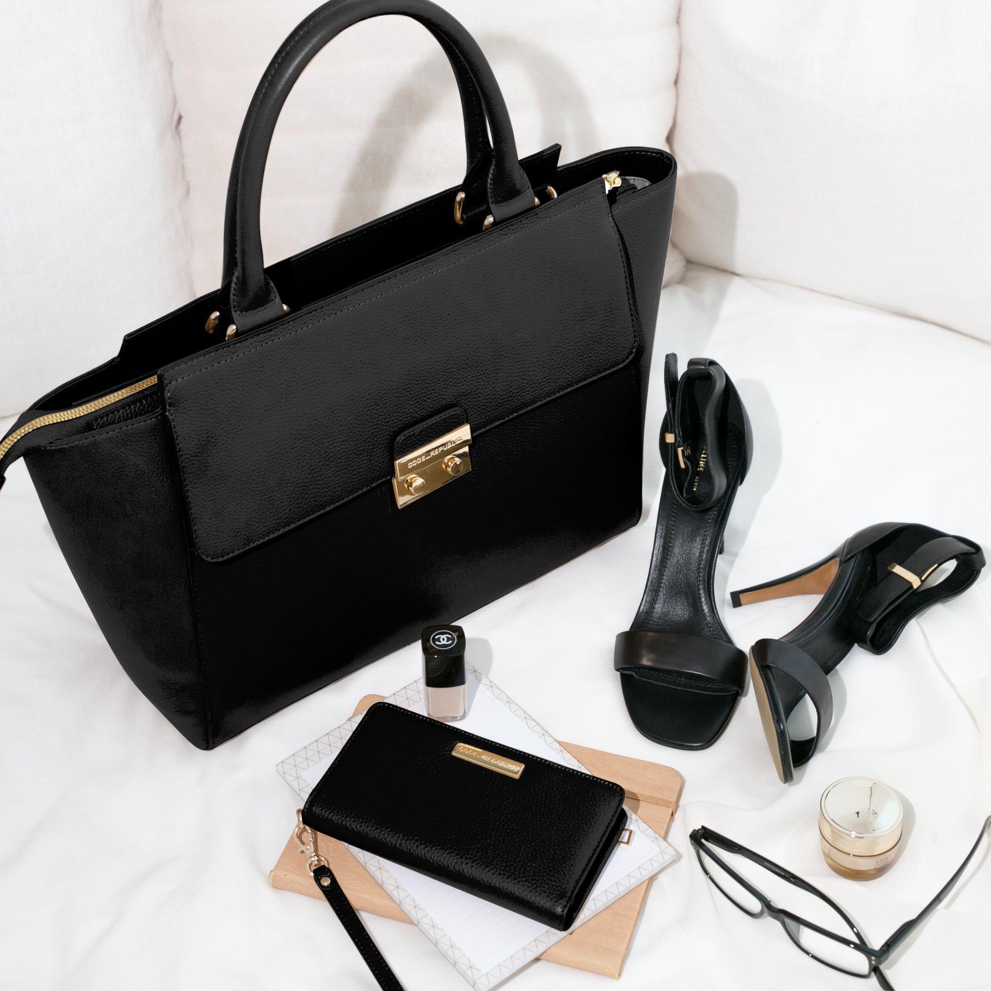 14" DANIELLE Designer Laptop Handbag | PEBBLE LEATHER | CHAMPAGNE GOLD by kanjibunny.com