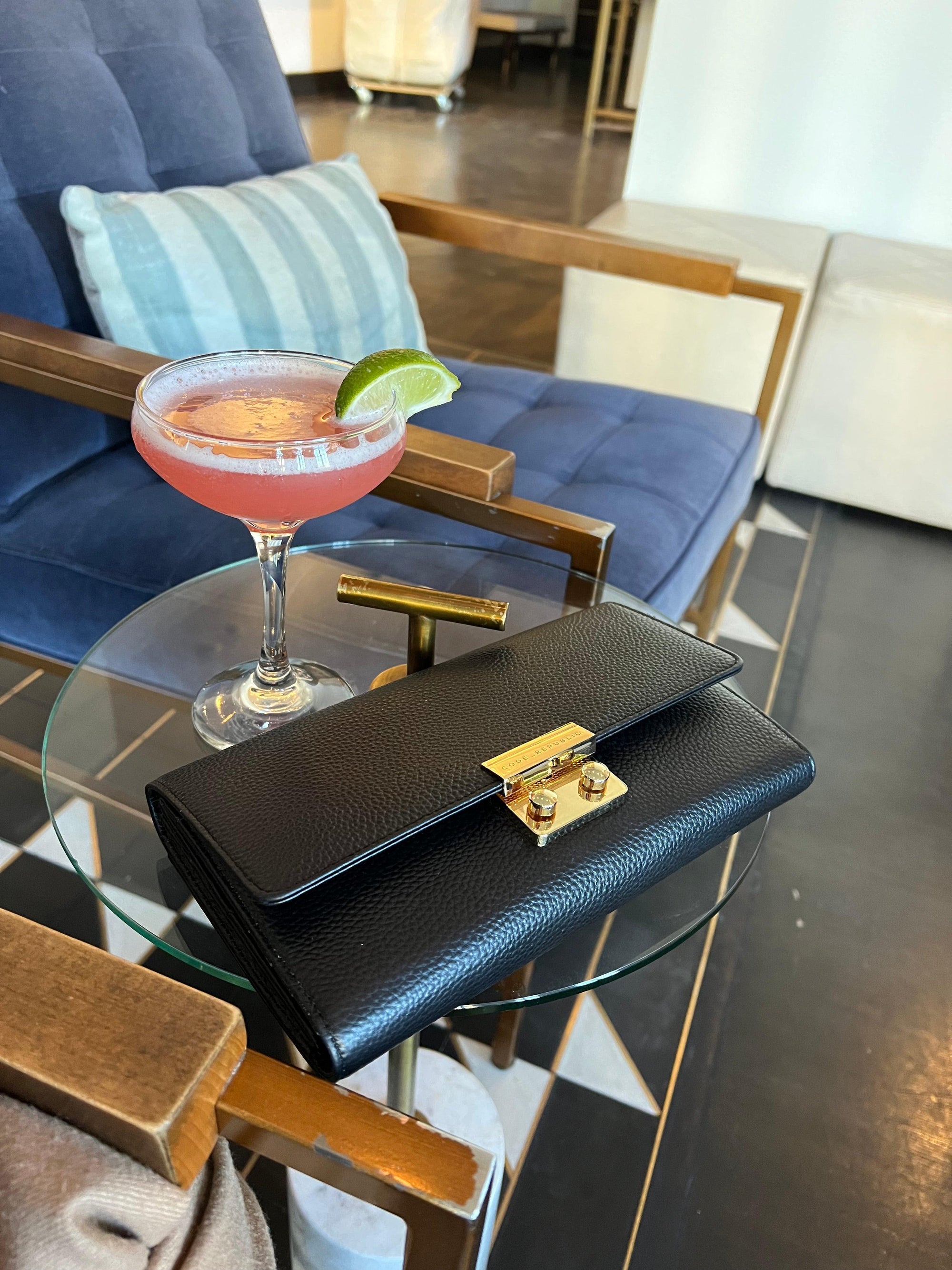 DANIELLE CROSS BODY TRAVEL WALLET | 7-in-1 [Limited Edition] by kanjibunny.com